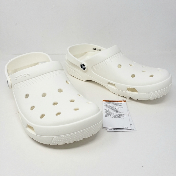 crocs coast clog white